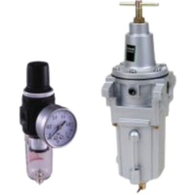 Reducing valve with filter